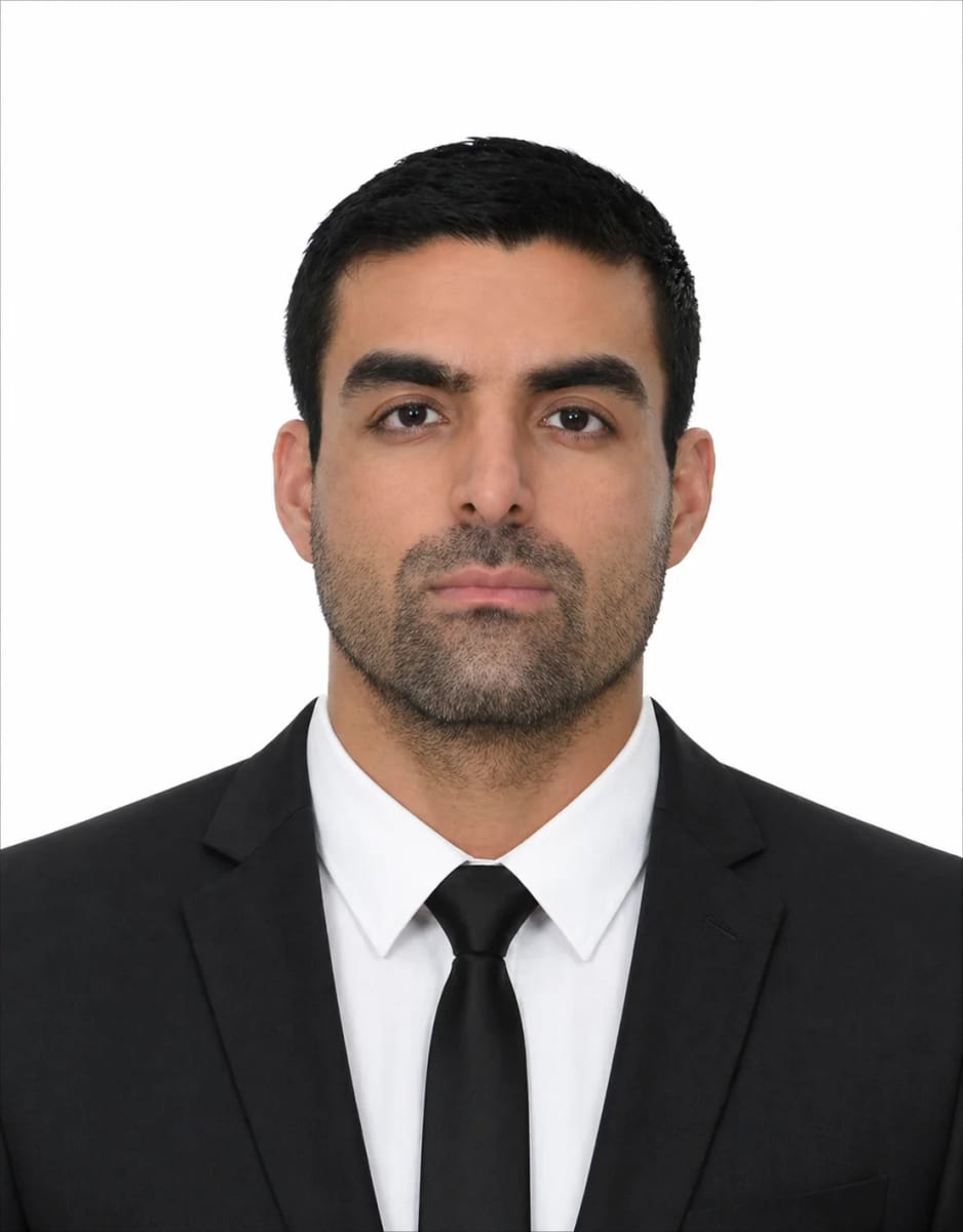 Luis Benites, corretor da NAHY Real Estate em Dubai